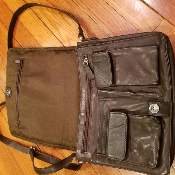 Brown leather purse - Picture 2 of 3